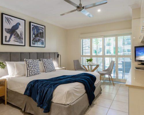 port-douglas-studio-apartments4